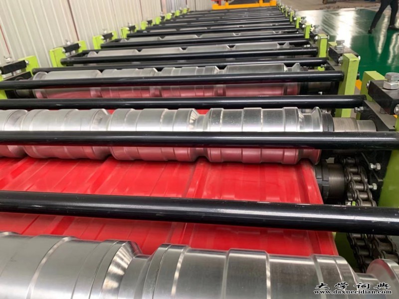 灵台县创业者压瓦机彩钢的生产设备15716885088