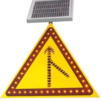 银川太阳能合流标志牌 led发光交通标志牌交通设施厂家