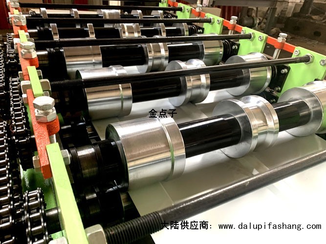 中国河北华泰压瓦机设备有限公司☎13833981599屯门区出口水波纹压瓦机