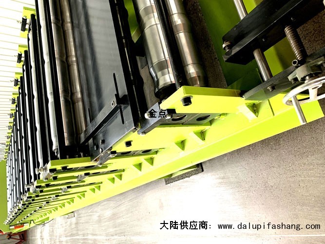 河北华泰压瓦机设备有限公司滁州市☎15632773159复合板机生产线厂家