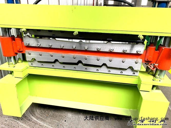 中国河北泊头浩洋机械生产厂13833795788(微信同号)北京c型钢成型机出售@达孜县
