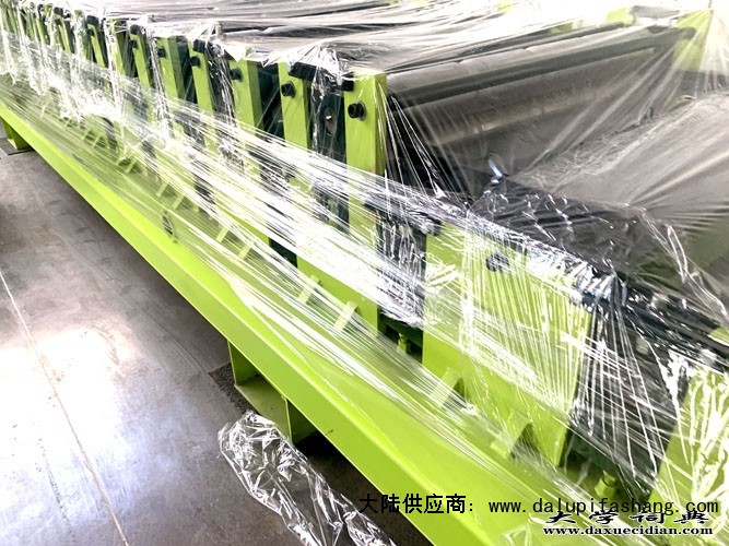 中国河北省沧州浩洋高端压瓦机13831703365(微信同号)上海常兴复合板机械厂@宝山区