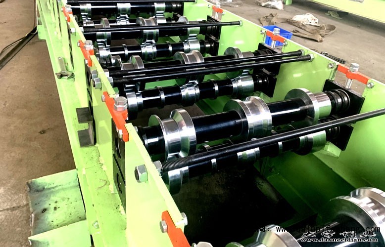 河北沧州浩洋机械生产厂@出售复合板机@物超所值的好物